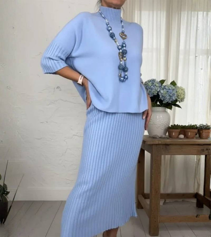 Caoilinn | Knitted set with a ribbed skirt