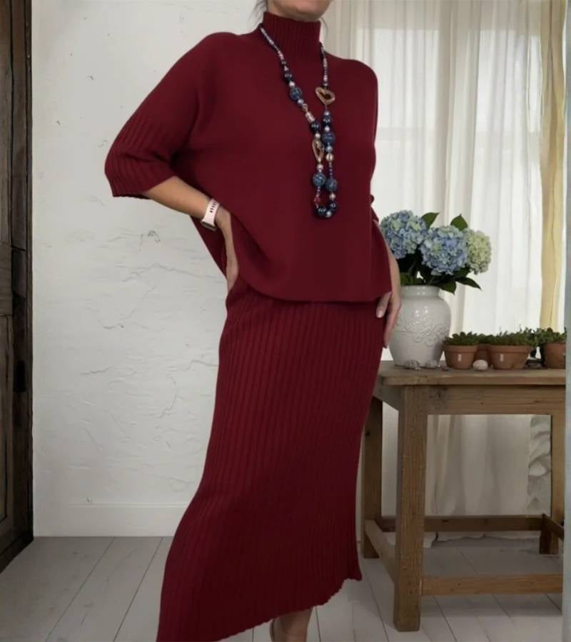 Caoilinn | Knitted set with a ribbed skirt