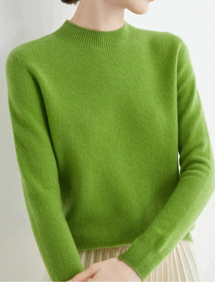 Elegant Cashmere Sweater for Timeless Comfort