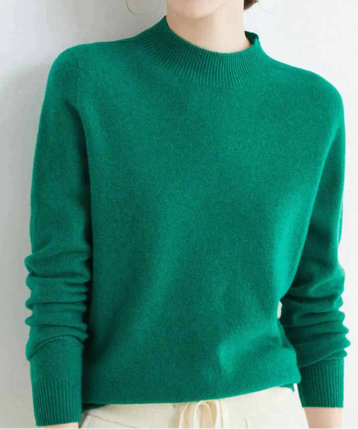 Elegant Cashmere Sweater for Timeless Comfort