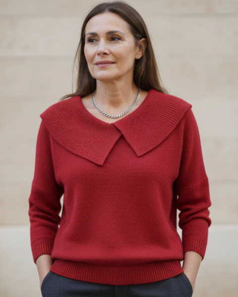 Damhnait | Warm Pullover with Soft Collar