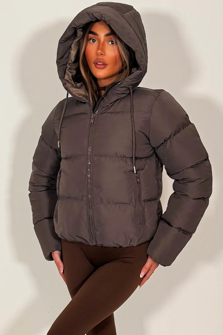 Hooded Puffer Jacket in Brown