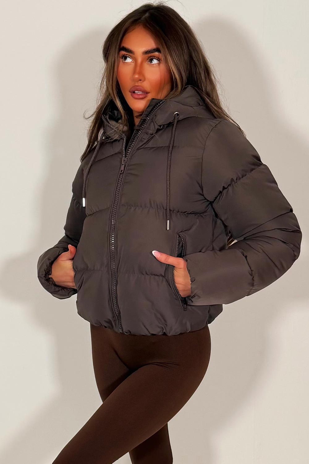 Hooded Puffer Jacket in Brown