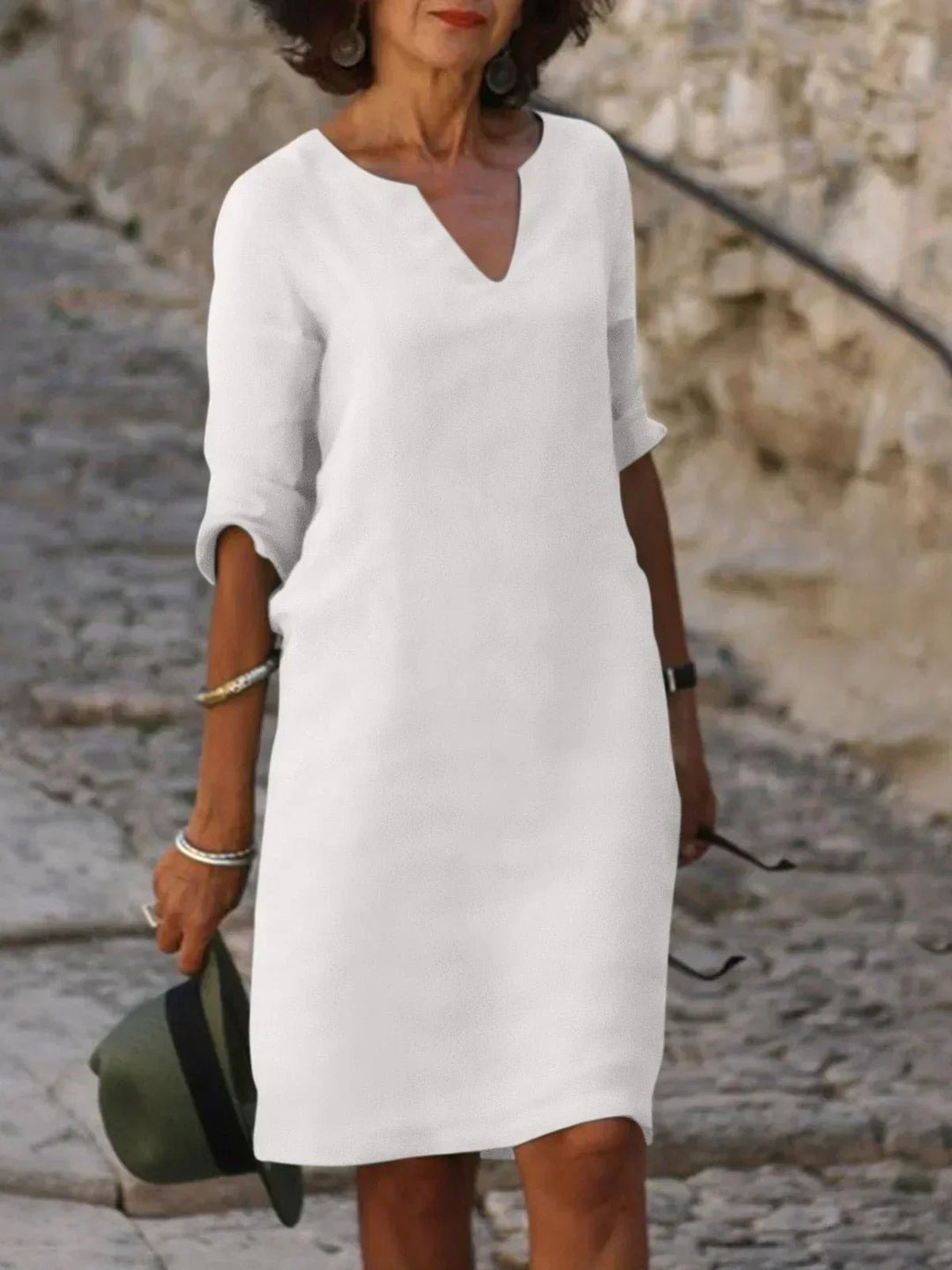 Molly | Elegant Dress with V-Neck